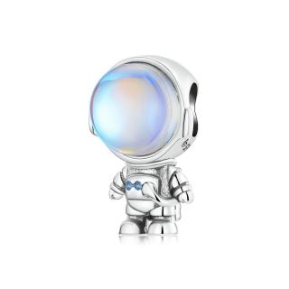 Royal Fashion strieborný prívesok Malý astronaut BSC578