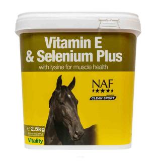 VITAMÍN ,,E,, AND SELÉN PLUS NAF Balenie: 2,5kg