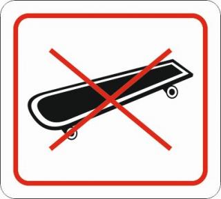 Piktogram - Zákaz vstupu na skateboarde