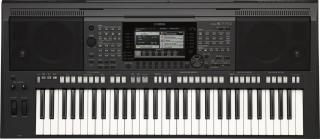 Yamaha PSR S770