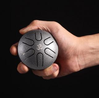Hütermann Tongue drum - 3' (9,5cm), 6 tónů - Stříbrná s př v íslušenstvím