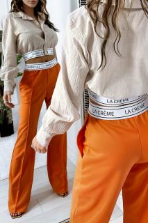 Dámsky komplet, oranžové nohavice + košeľa vo farbe LATTE (Dámsky komplet, oranžové nohavice + košeľa vo farbe LATTE)