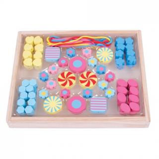 Bigjigs Toys Dřevěné hračky - Navlékací korálky Candy