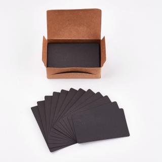 Kartičky z kraftového papiera v krabičke - 100ks v balíčku, 8,9x5,2x0,03mm (kraftový papier čierna farba)