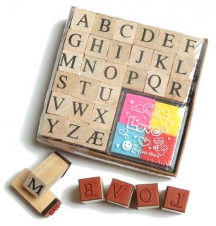 SET drevenné pečiatky abeceda a farebná poduška  (vhodné na rôzne využitie )
