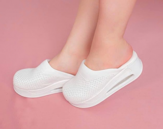 Terlik Sabo komfortná a štýlová obuv AIR biele (Terlik Sabo štýlové šlapky AIR biele)