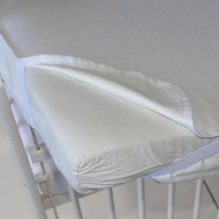 Chránič na matrac nepriepustný  60 x 120 (cm) - biela