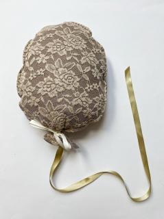 MILIES Ľanový dekoračný vankúš Balón s čipkou - Hnedý