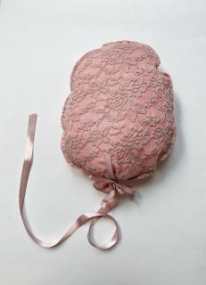MILIES Ľanový dekoračný vankúš Balón s čipkou - Ružový