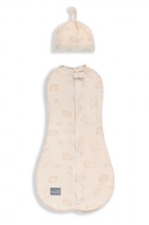 ZAVINOVAČKA SLEEPEE FIRST STEP SWADDLE S ČIAPOČKOU ZDARMA - Vintage Animals Cream