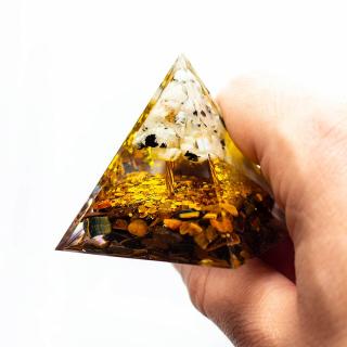 Čakrová pyramída TIGRIE OKO 5 cm - VITALITA