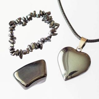 Hematitový set 3: náhrdelník, náramok, kameň