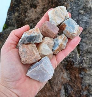 Mesačný kameň frakcia 3-5cm