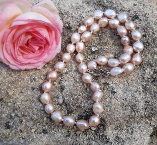 Perly lososové náhrdelník (perly 9 x 11 mm)