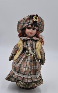 Porcelánová bábika 32 cm