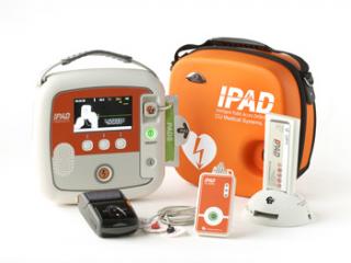 Defibrilátor I-PAD CU-SP2 + EKG (česky hovoriaci) (Poloautomatický externý defibrilátor)