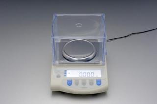 Laboratórna váha,  VIBRA AJ 420 CE do 420g d=0,001g (Osobné váhy)