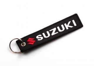 Textilná kľúčenka Suzuki