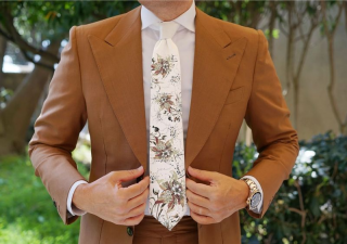 Pánska kravata zo 100% hodvábu - Flowers (VVLMK05)