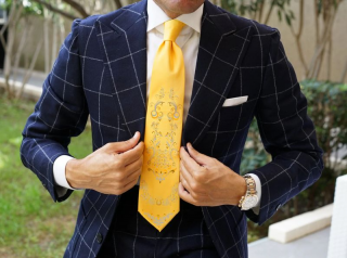 Pánska kravata zo 100% hodvábu - Ornament gold (VVLMK07)