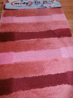 Kúpelňové predložky a koberec (ružový)