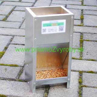 Krmitko na granule pre zajace 2-L HLINA
