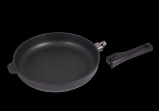 Titanová pánev 26 cm vysoká 4,5 cm BAF Gigant odnímatelná ručka