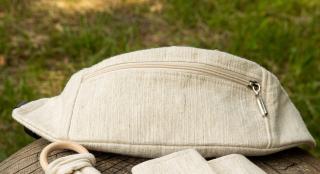 Ľanová crossbody ľadvinka Farba: crema