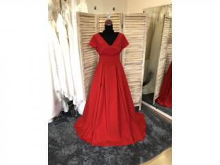 Polkruhová sukňa- červená veľ.: 34