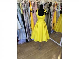 Žlté korzetové šaty