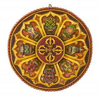 Sanu Babu Astamangal mandala, ručne maľovaná, živica, priemer 57cm
