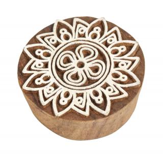 Sanu Babu Drevená vyrezávaná pečiatka, "Mandala" priem.6 cm (7F)