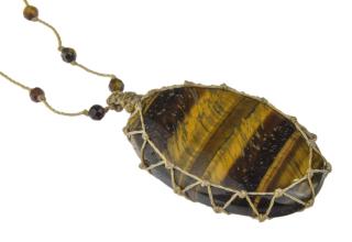 Sanu Babu Macramé náhrdelník s tigrím okom a brúsenými korálkami, 32-70cm, sťahovací