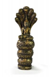 Sanu Babu Narodeninový Budha, sobota, teak, čierno-zlatá patina, 26cm