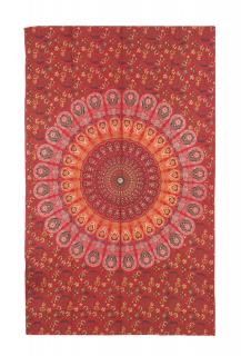 Sanu Babu Prikrývka na posteľ červená "Barmery round Mandala" pávie perá, 130x210cm
