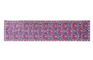 Sanu Babu Ručne vyšívaný koberec/tapiséria, výšivka z kašmírskej vlny, 296x76cm