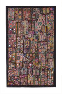 Sanu Babu Unikátna tapiséria z Rajastanu, farebná, ručné vyšívanie, 143x95cm