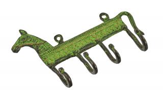 Sanu Babu Vešiačik kôň, "Tribal Art", zelená patina, mosadz, štyri háčiky, 18cm