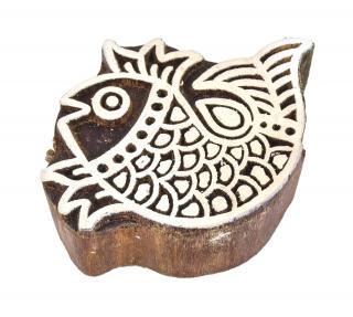 Sanu Babu Vyrezávaná pečiatka "Ryba", ručné práce, palisander, 6x6cm
