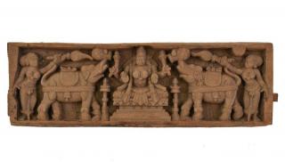 Sanu Babu Vyrezávaný panel, Lakšmí, antik, 63x20x5cm