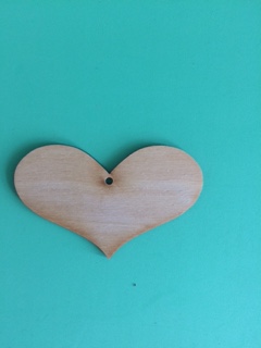 Drevené srdce 9 x 5,5 cm (Drevené srdce 9 x 5,5 cm)