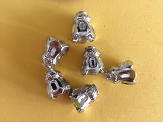 Kaplík ozdobný zvonček, vel. 12x12x14mm, platina (Kaplík ozdobný zvonček, veľ. 12x12x14mm, platina)