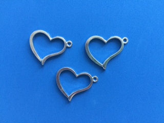 Prívesok kovový  srdce 30 x 25 mm, platina (Prívesok kovový srdce 30 x 25 mm, platina)
