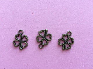 Prívesok štvorlístok 14 x 13 mm, starobronz (Prívesok štvorlístok 14 x 13 mm, starobronz)