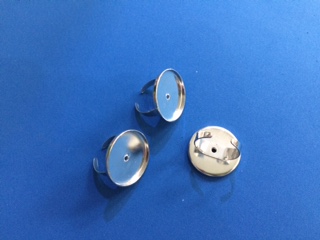 Prsteň s lôžkom , priemer 26 mm, platina (Prsteň s lôžkom, priemer 26 mm, platina)