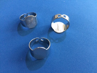 Prsteň s plôškou 15 x 11 mm, platina (Prsteň s plôškou 15 x 11 mm, platina)