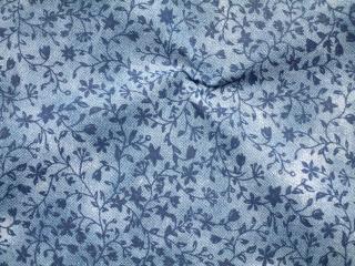 Bavlna modrá batika  modré kvety