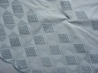 Bavlna sivo-modrá  vyšívaný vzor  - bordúra jednostranná
