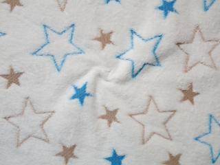 Fleece smotanový  modré a hnedé hviezdičky