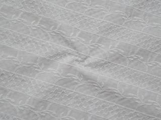 Madeira biela  vyšívaný vzor